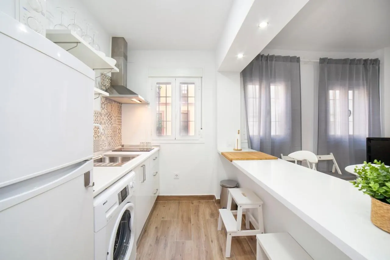 Alohamundi Cruz Verde Seville Apartment